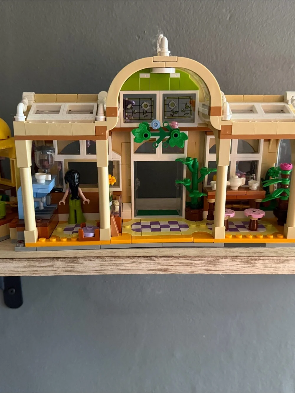 Lego bright café